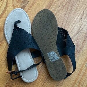 LC Lauren Conrad Black Perforated Sandals